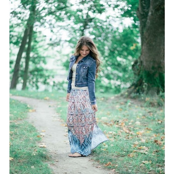 Colorful maxi skirt - Picture 4 of 4